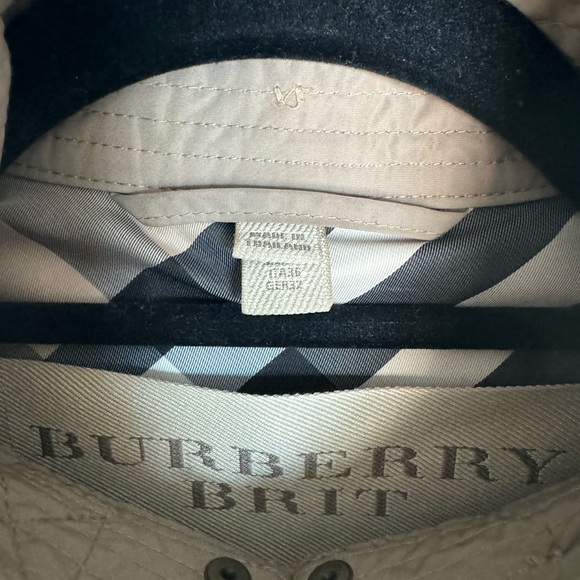 Burberry Brit Tan Rain Coat - Picture 5 of 9